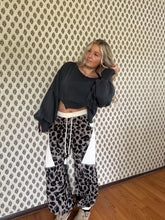 Load image into Gallery viewer, Quiet In Quilt Joggers