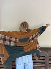 Load image into Gallery viewer, Sunday Sidelines Jacket