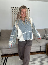 Load image into Gallery viewer, Bloomstone Denim Jacket