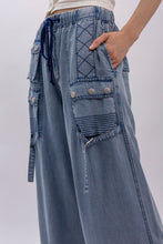 Load image into Gallery viewer, Tencel Sail Wide Leg Cargo