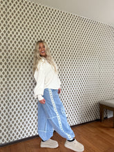 Load image into Gallery viewer, To the Point Joggers