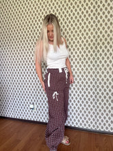 Load image into Gallery viewer, Dashed Parachute Joggers