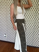 Load image into Gallery viewer, Cabin Cat Pants