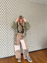 Load image into Gallery viewer, Sandstone Sweater Pants
