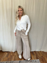 Load image into Gallery viewer, Clay Coast Lounge Pants