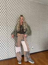 Load image into Gallery viewer, Sandstone Sweater Pants