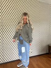 Load image into Gallery viewer, Front Field Joggers