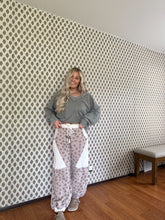 Load image into Gallery viewer, Quiet In Quilt Joggers