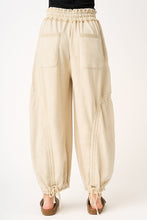 Load image into Gallery viewer, Nightfall Parachute Sweatpant Joggers
