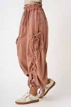 Load image into Gallery viewer, Free Spirit Cinch Joggers
