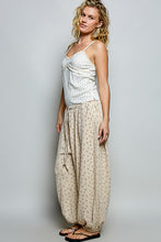 Load image into Gallery viewer, Dainty Dreams Lounge Pants
