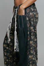 Load image into Gallery viewer, After Dark Floral Pants
