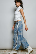 Load image into Gallery viewer, Sideline Paisley Pants
