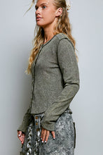 Load image into Gallery viewer, Lined in Lace Thermal Top
