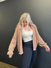 Load image into Gallery viewer, Vintage Feelings Cardigan
