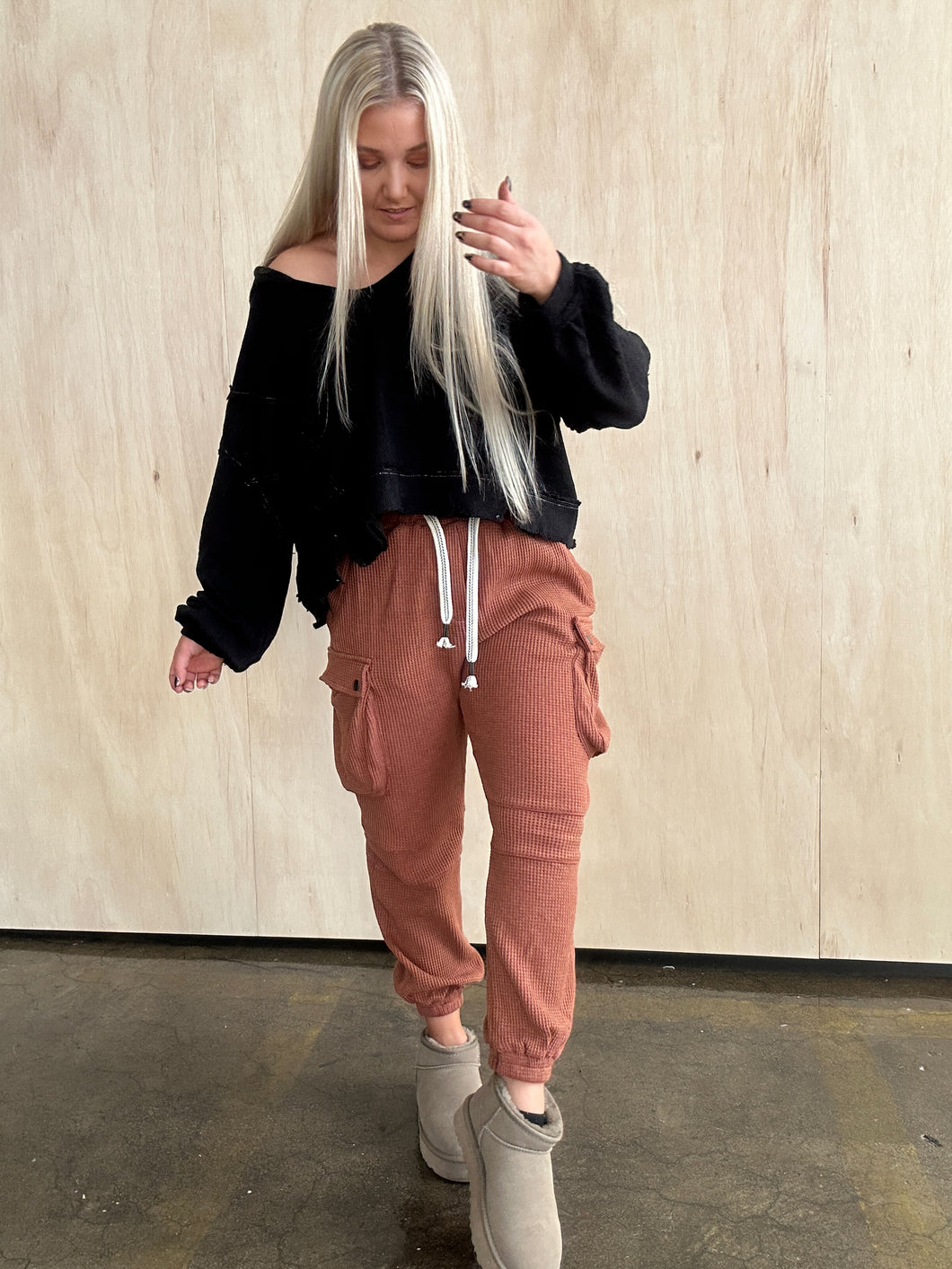 Moments of Leisure Textured Cargo Joggers