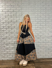 Load image into Gallery viewer, Fall Into Floral Wide Leg Pants
