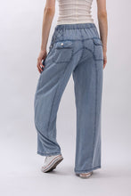 Load image into Gallery viewer, Tencel Sail Wide Leg Cargo
