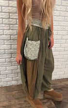 Load image into Gallery viewer, Golden Dune Pants
