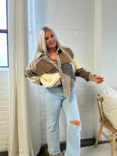 Load image into Gallery viewer, Earthy Details Sweater/Corduroy Mix Jacket
