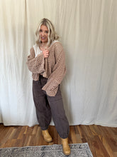 Load image into Gallery viewer, Roadtrip Ready Twill Joggers
