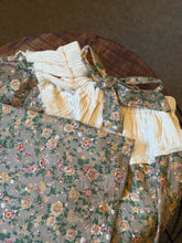 Load image into Gallery viewer, Fall Into Floral Wide Leg Pants
