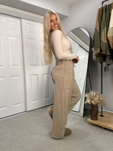 Load image into Gallery viewer, Set Up Wide Leg Pants
