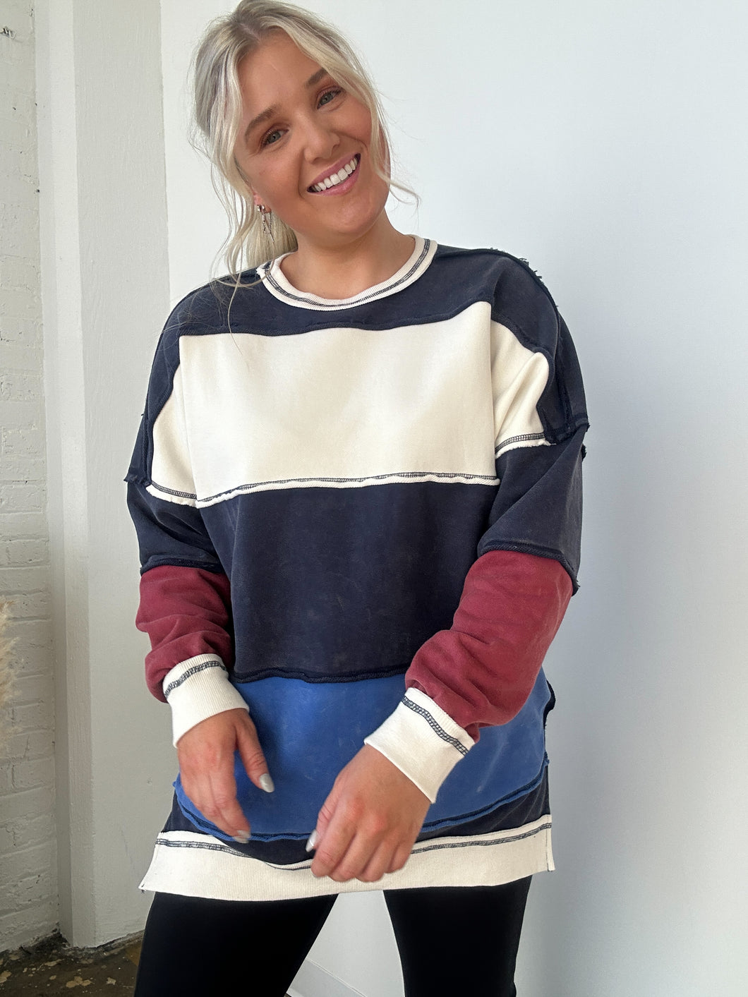 Rough Play Color Stripe Sweatshirt