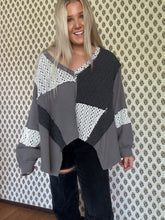 Load image into Gallery viewer, Moss &amp; Thread Pullover
