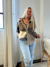 Load image into Gallery viewer, Earthy Details Sweater/Corduroy Mix Jacket
