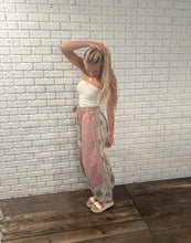 Load image into Gallery viewer, Rosie Reverie Joggers
