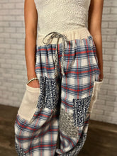 Load image into Gallery viewer, Americana Joggers
