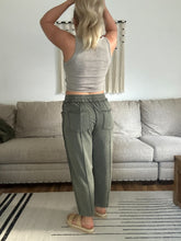 Load image into Gallery viewer, Stone Walk Barrel Sweatpants
