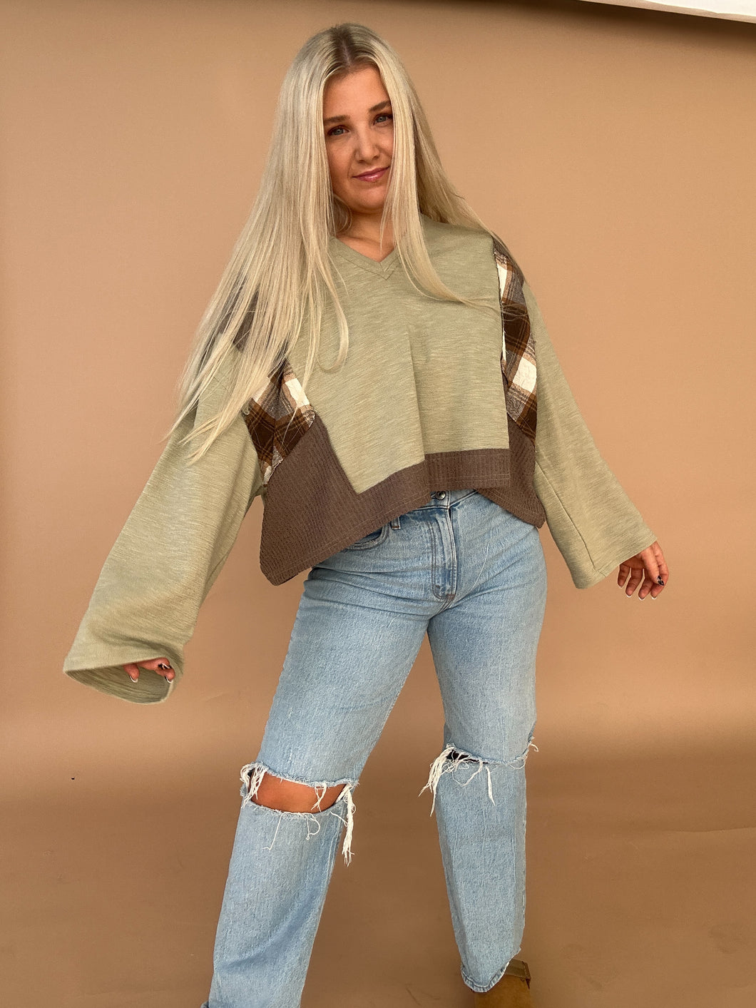 Sliced Flannel Long Sleeve Top