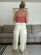 Load image into Gallery viewer, Ivory Trail Joggers
