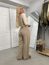 Load image into Gallery viewer, Set Up Wide Leg Pants
