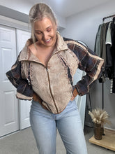 Load image into Gallery viewer, Central Park Corduroy Studded Mix Jacket
