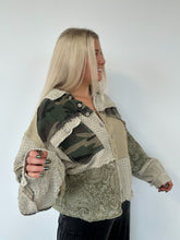 Load image into Gallery viewer, Evergreen Camo Jacket
