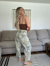 Load image into Gallery viewer, Tapestry Fields Pants
