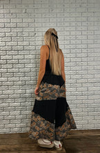 Load image into Gallery viewer, Fall Into Floral Wide Leg Pants
