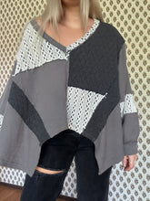 Load image into Gallery viewer, Moss &amp; Thread Pullover
