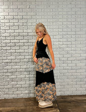 Load image into Gallery viewer, Fall Into Floral Wide Leg Pants
