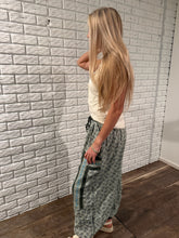 Load image into Gallery viewer, Draw the Line Joggers
