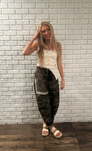 Load image into Gallery viewer, Beast Mode Patch Pants
