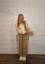 Load image into Gallery viewer, Golden Dune Pants
