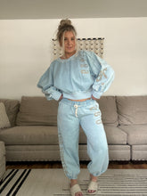 Load image into Gallery viewer, 686 Lounge Sweatshirt
