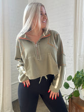 Load image into Gallery viewer, Stitch Detail Cropped Half Zip Top
