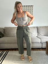 Load image into Gallery viewer, Stone Walk Barrel Sweatpants
