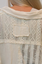 Load image into Gallery viewer, Swaying Lace Button Up Top
