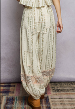 Load image into Gallery viewer, Antique Script Garden Pants
